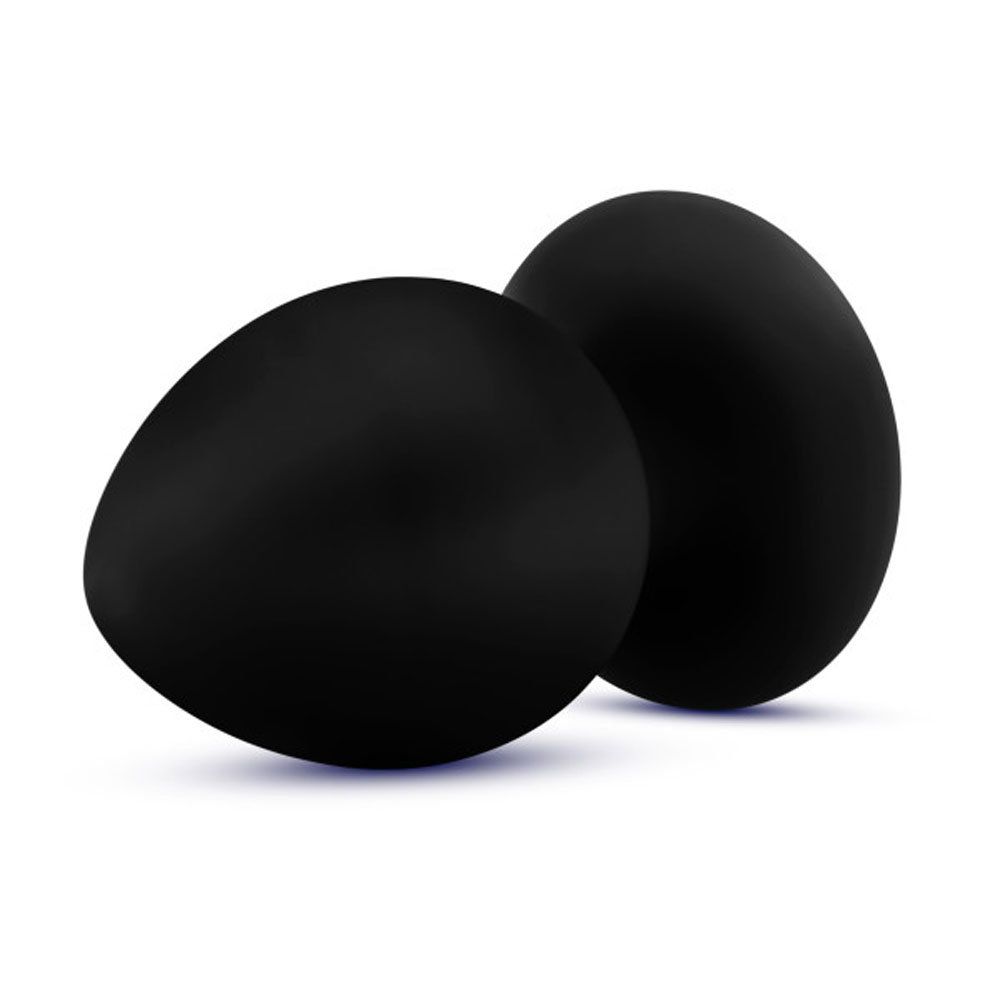 Anal Adventures - Platinum - Silicone Anal Stout Plug - Medium - Black